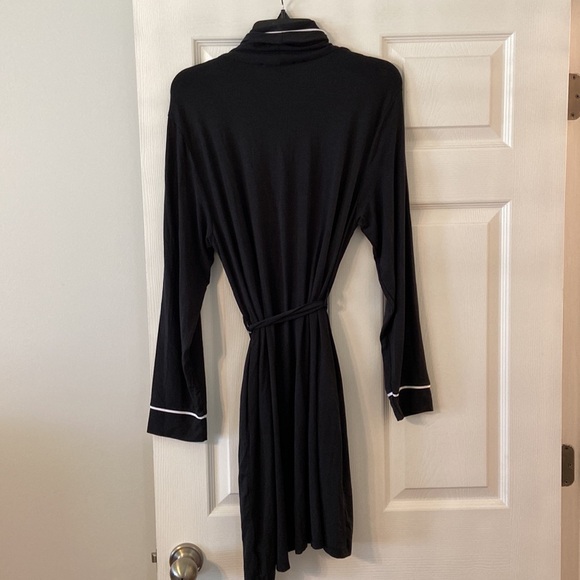 Fred David Bathrobes size SM brand new with tag color is black length33” - Picture 5 of 8